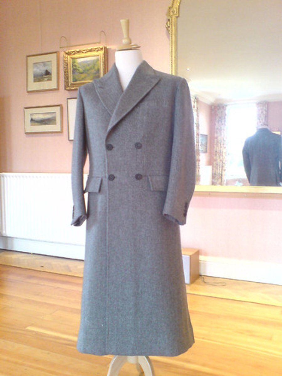 <p>the coat</p>