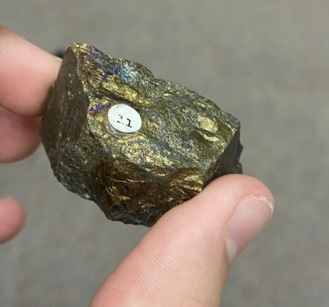 <p>Gold very distinct, <strong>Copper ore</strong></p>