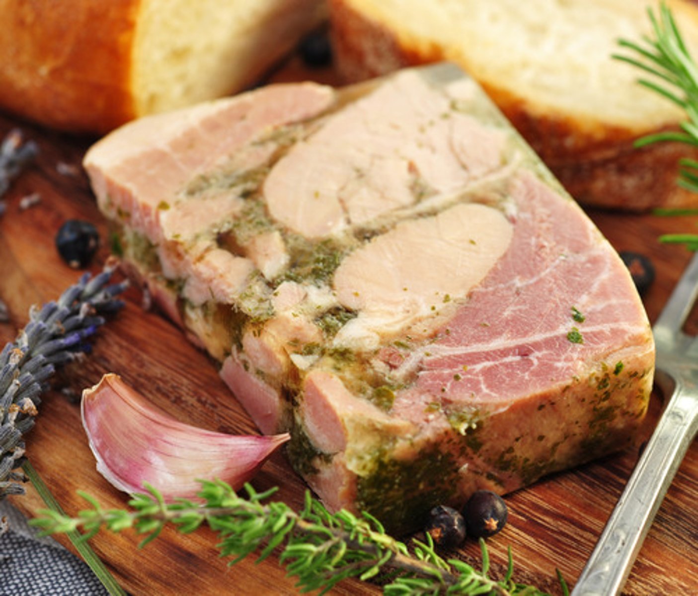 <p>ham and pork dish made with chopped parsley</p>