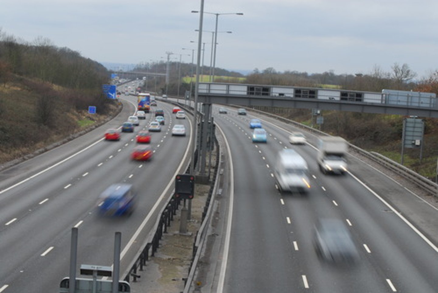 <p>If you are driving below the speed of traffic, which lane should you use?</p>