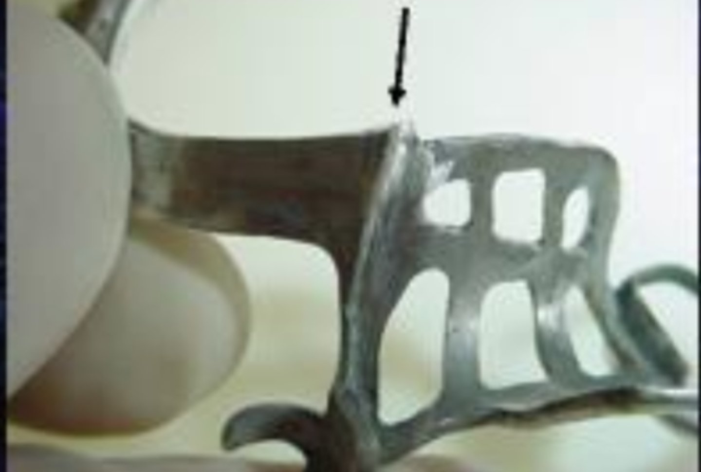 <p>What is the arrow pointing to?</p>