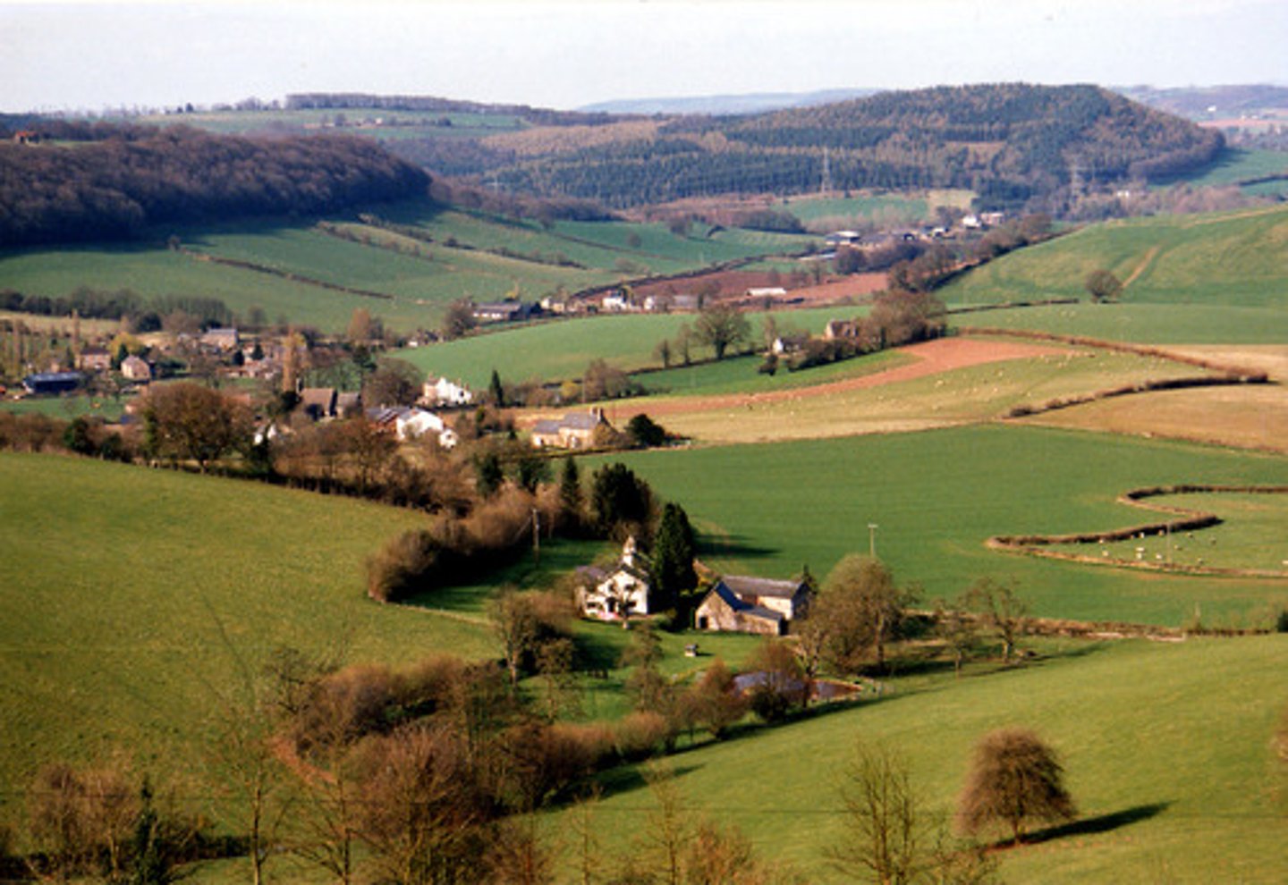 <p>countryside; field</p>