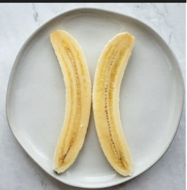 <p>This banana has been split. Which type of cut has been made?</p><p>a. transverse cut </p><p>b. frontal cut </p><p>c. lateral cut</p><p>d. sagittal cut </p>