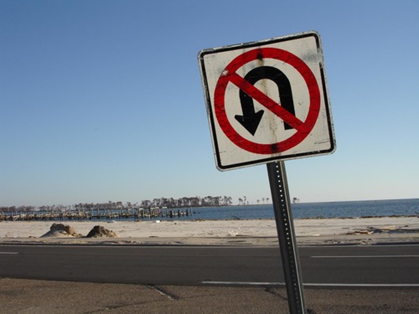 <p>Không được phép</p>