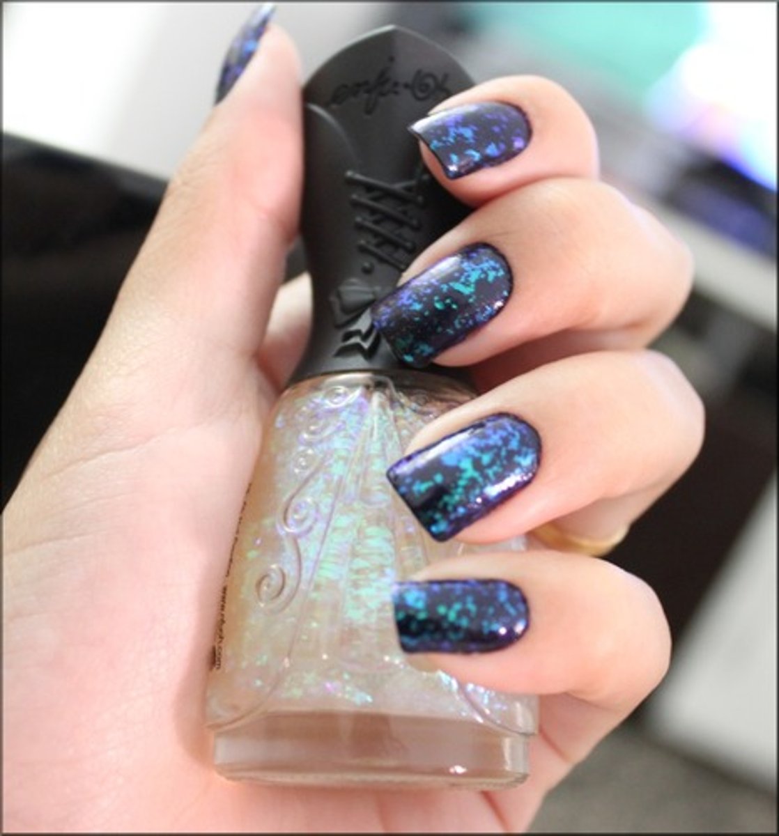 <p>nail polish</p>