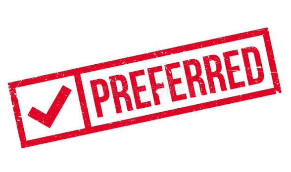 <p>Prefirio</p><p>Makayla se prefirio color rojo.</p>