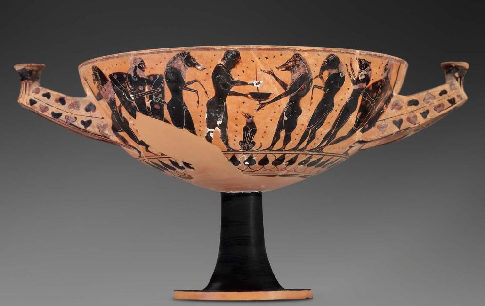 <p>Painter of the Boston Polyphemus: Attic black-figure kylix - <em>Circe enchanting the companions of Odysseus</em>, Greek, c. 560-550 BCE</p>