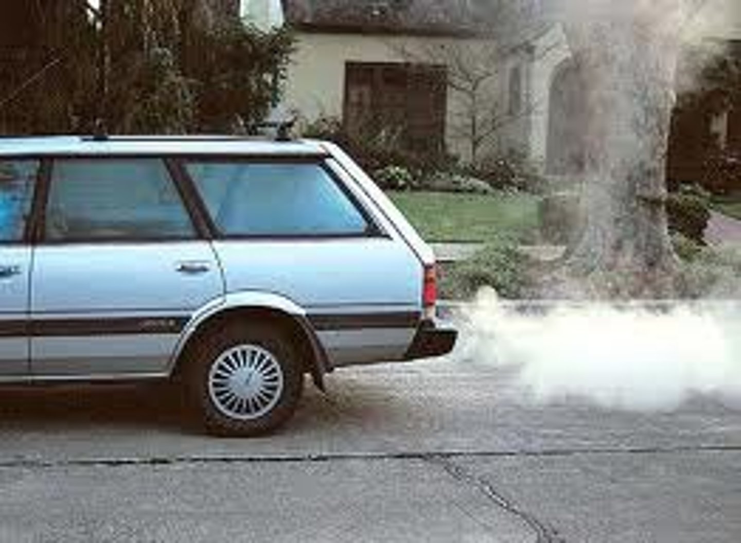 <p>it can caues carbon monoxide poisoning</p>