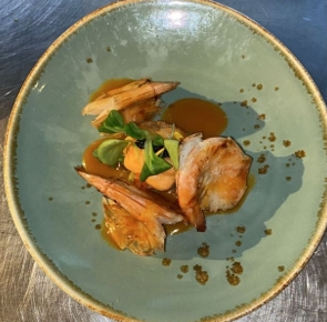 <p>Garlic King Prawns</p>