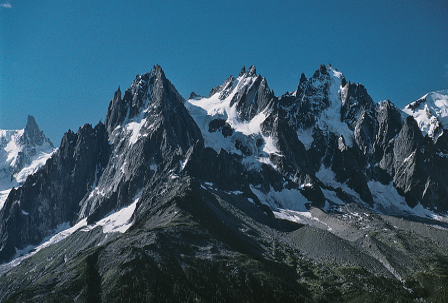 <p>Sharp ridge formed due to erosion of two adjacent valley glaciers. </p>