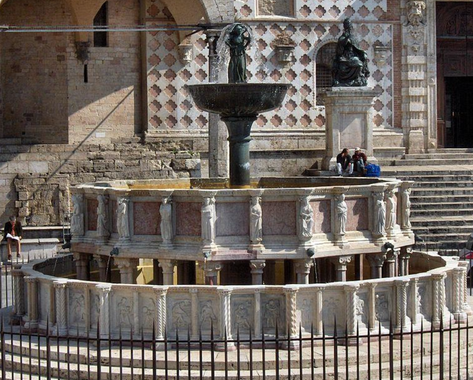 <p>Fontana Maggiore - last work</p>