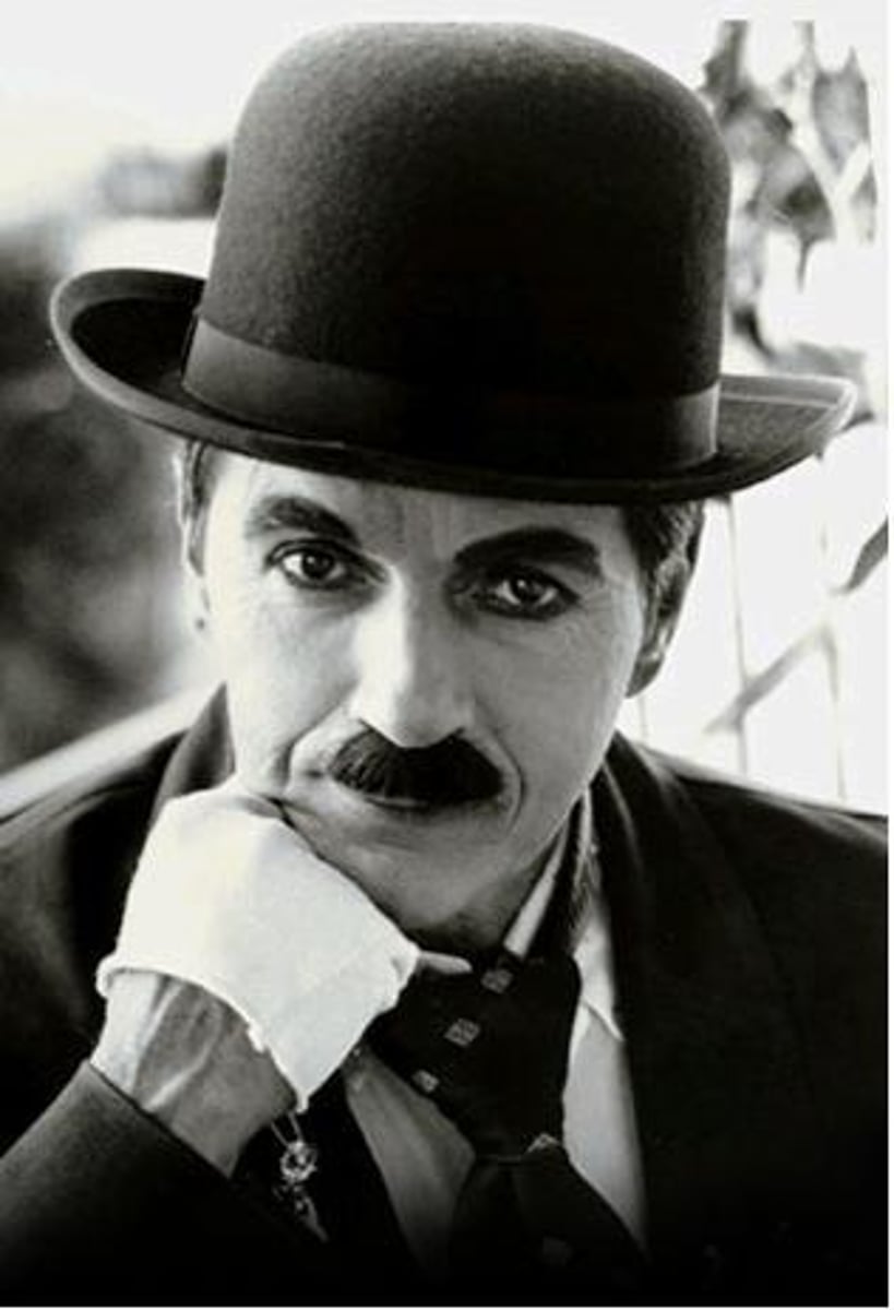 <p>popular silent film star</p>