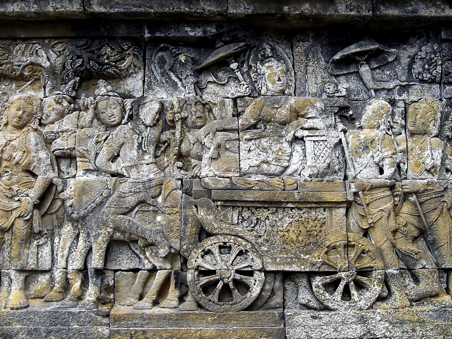 Queen Maya riding a horse carriage retreating to Lumbini to give birth to Prince Siddhartha Gautama