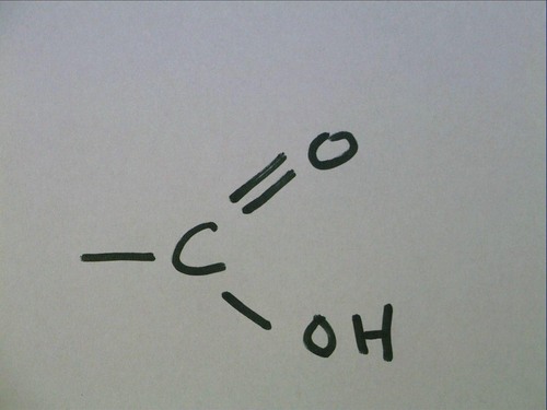 organic acid, polar covalent bond b/t O+H