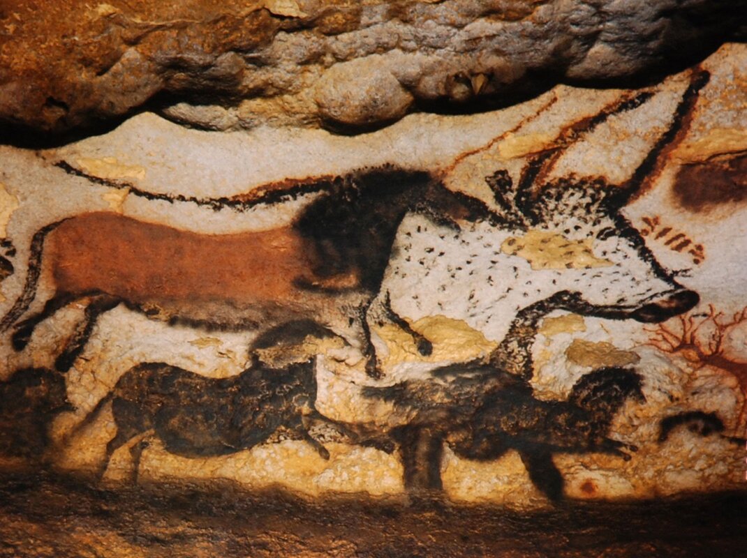 <p><span>Great Hall of the Bulls</span></p>