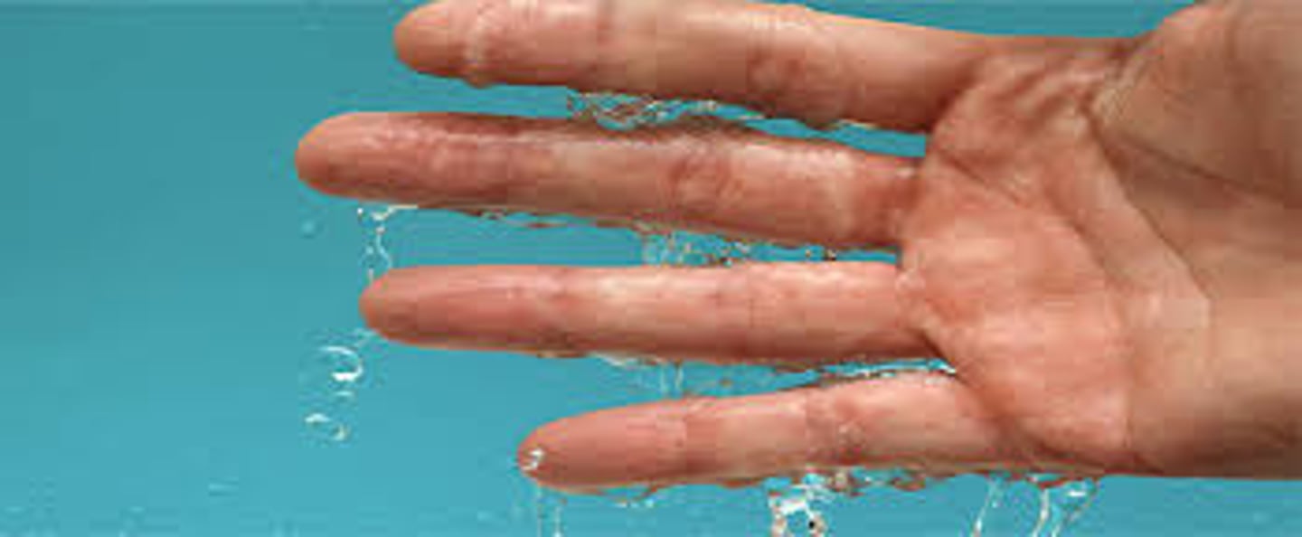 <p>Липкий / Вологий і холодний</p><p>(Adjective) Unpleasantly damp, sticky, and cold to the touch.</p><p>His hands were ___ from nerves before the interview.</p><p>She woke up in the middle of the night, her skin feeling ___.</p><p>The walls of the old cellar felt ___ and cool.</p>