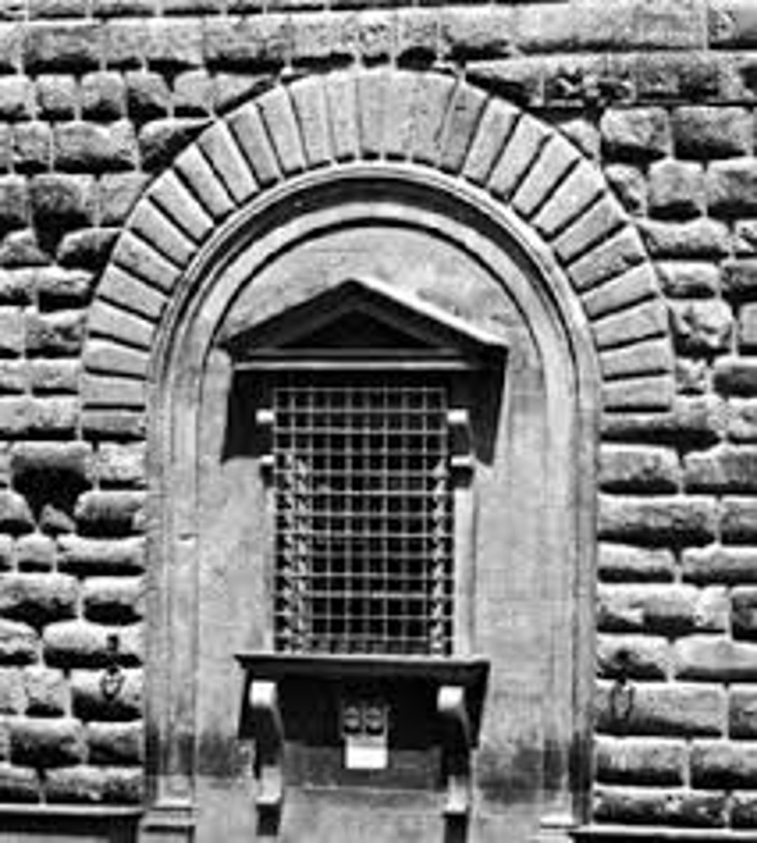 <p>Made of stone that is typically rough and raised off the wall surface</p><p>First used on the ground floors of Renaissance palaces to make them look impenetrable</p>