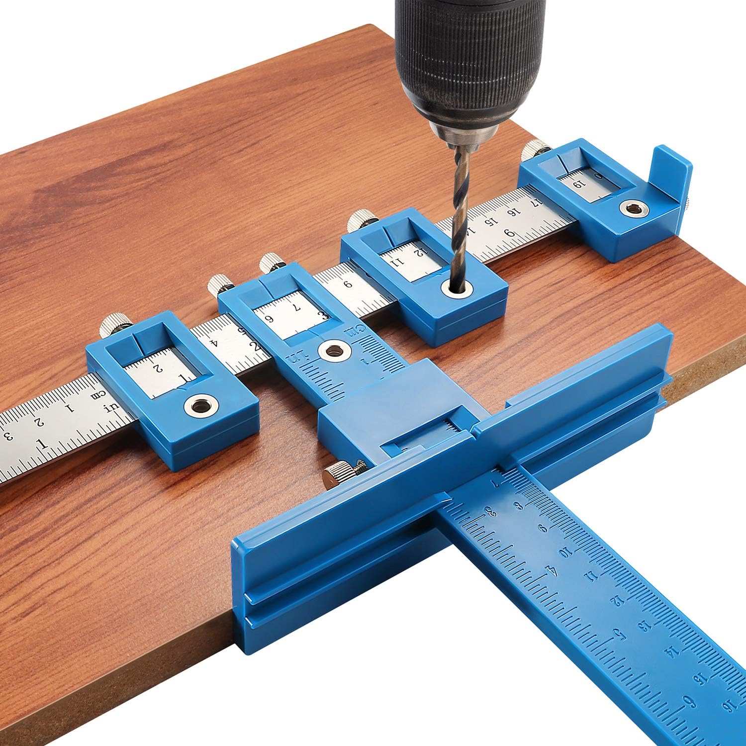 <p>A device used to guide a tool to a specific position on a workpiece</p>