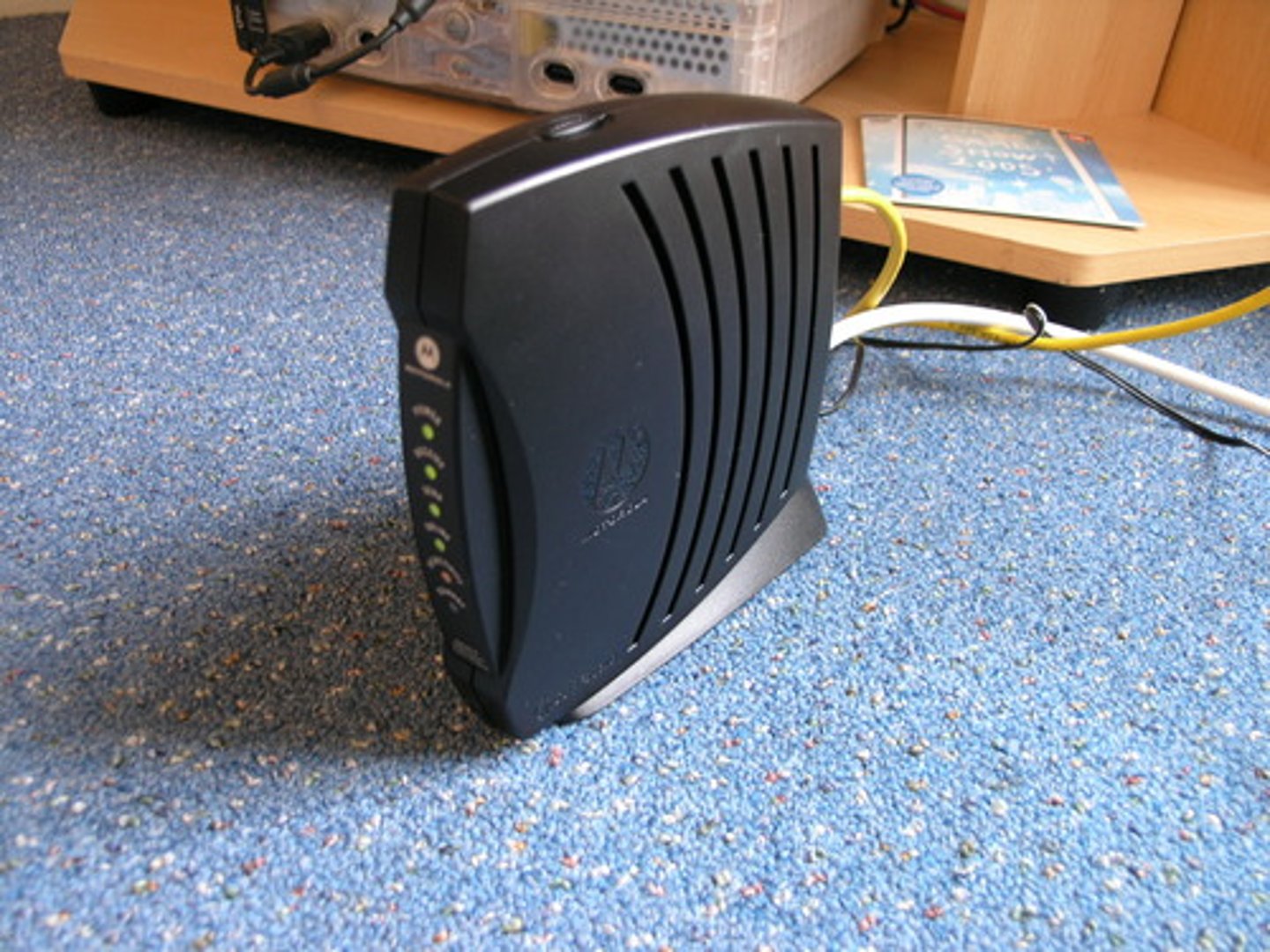 <p>a device that converts digital data into analog data so that it can be transmitted over a telephone line</p>