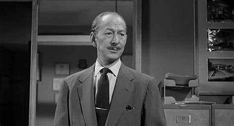 <p><span>Who plays George Lowery, Marion's boss, in </span><em>Psycho </em><span>(1960)?</span></p>