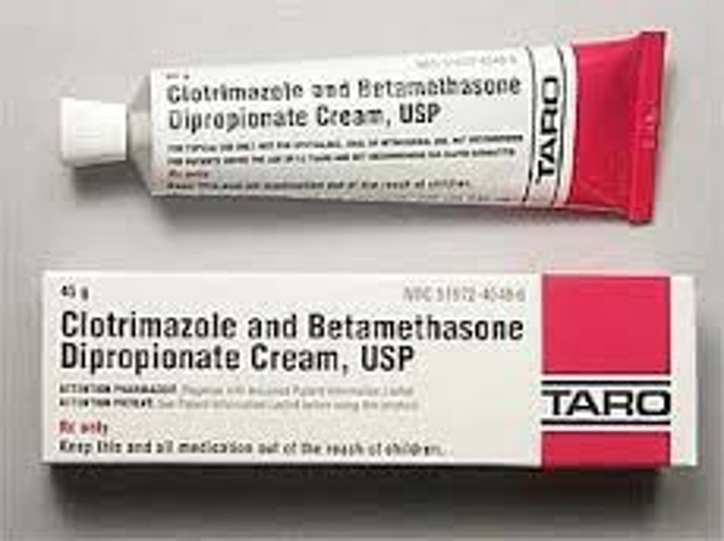 <p>Treatment is usually topical drugs (miconazole and clotrimazole)</p>