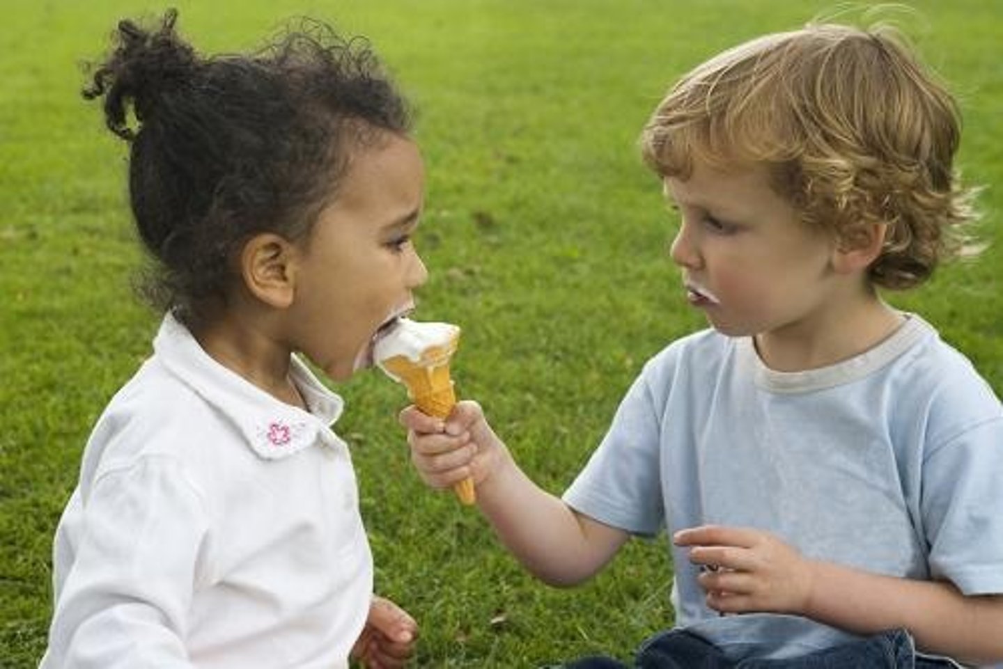 <p>(adj.) unselfishly generous; concerned for others</p>