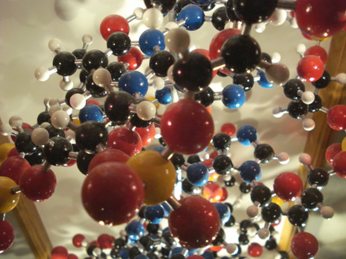 <p>(n.) two or more atoms chemically combined</p>