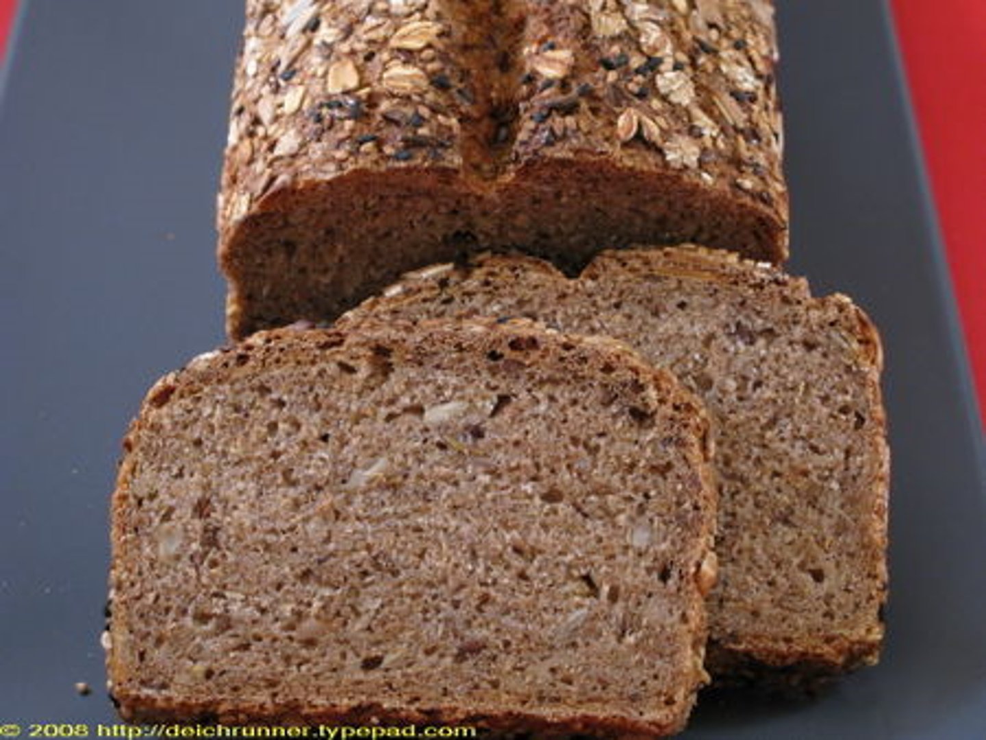 <p>whole grain bread</p>