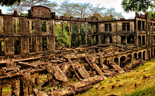 <p>The famous last bastion of Philippine American defense forces. It has tunnels, cannons and other war structures still well preserved. The famous line of General Douglas McArthur said is associated with Corregidor: I SHALL RETURN</p>