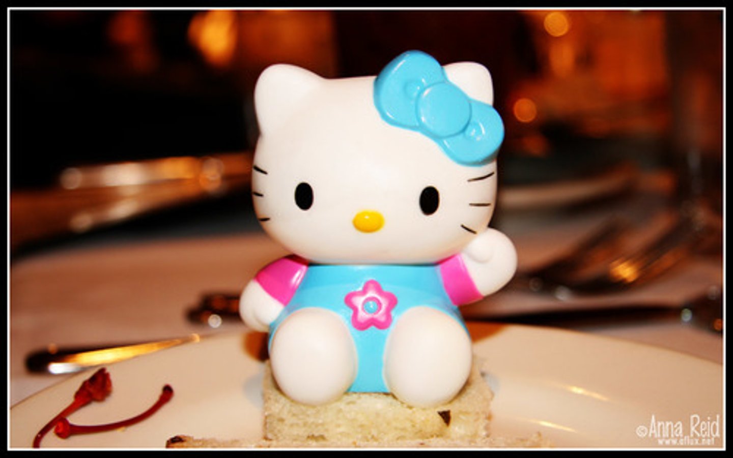 <p>Hello!</p>