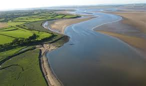 <p>- river is wide &amp; deep</p><p>- fine &amp; rounded load </p><p>- solution is the main transportation type</p><p>- high velocity &amp; discharge</p><p>- estuaries</p><p>- more sinuous meanders</p>