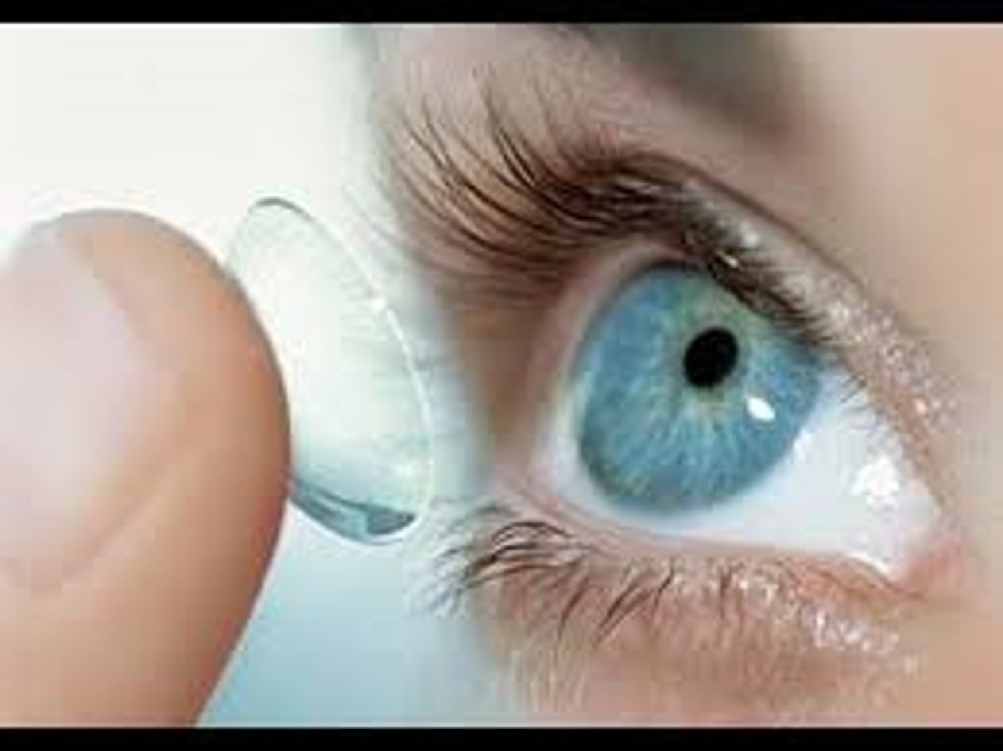 <p>contact lenses</p>