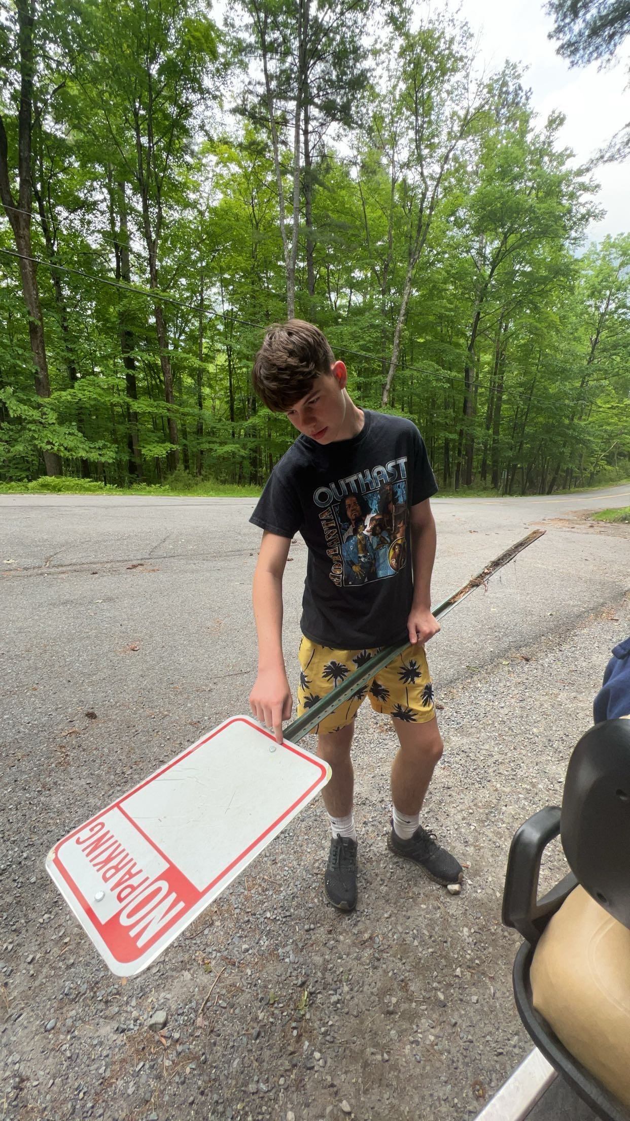 <p>lives in Emerson, goes to community college, can be considered somewhat of a bully sometimes</p>