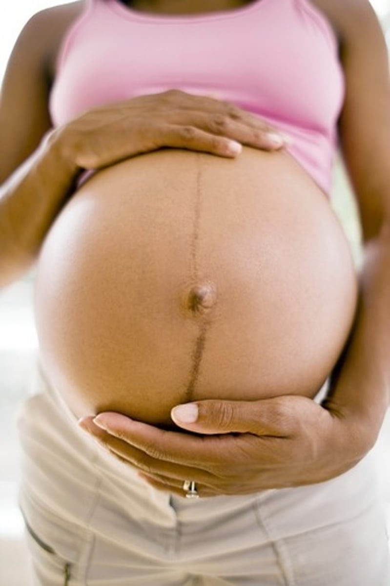 <p>pigmented line on stomach's midline</p>