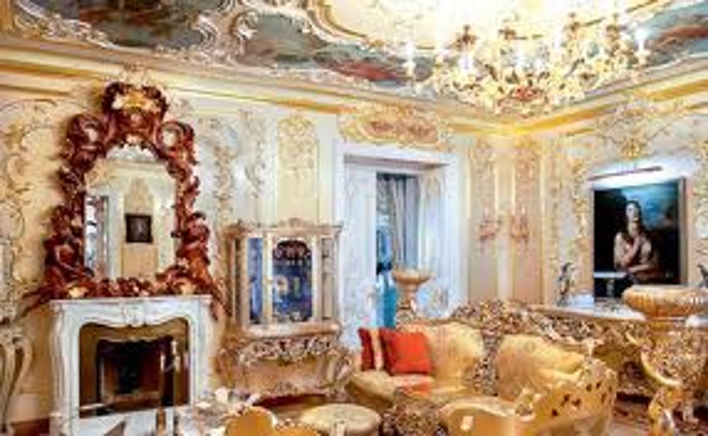 <p>luxury store (boutique)</p>