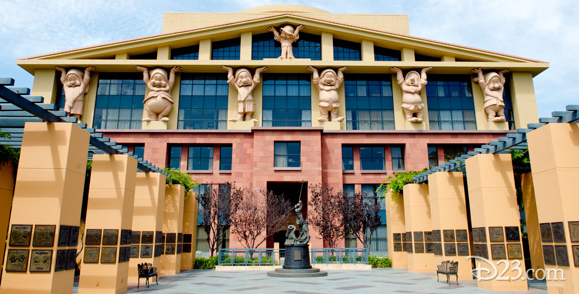 <p>Disney Team Building</p>