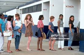 <p>line / queue / row</p>