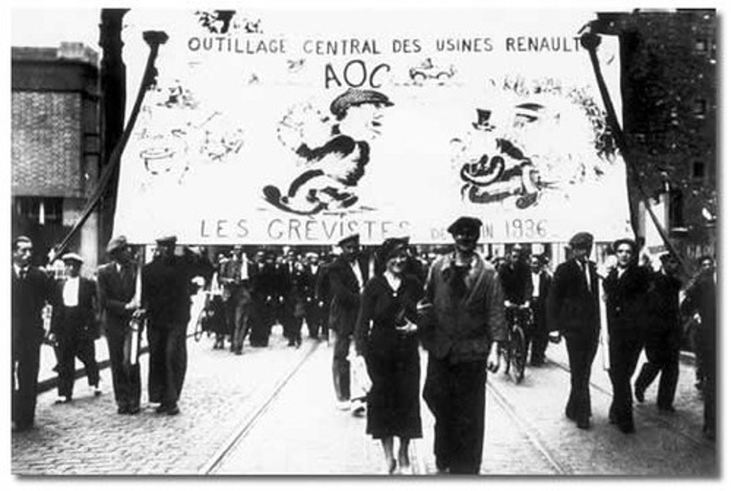 <p>a coalition of left-wing parties; was elected by Spanish citizens in 1936 to lead the government</p>