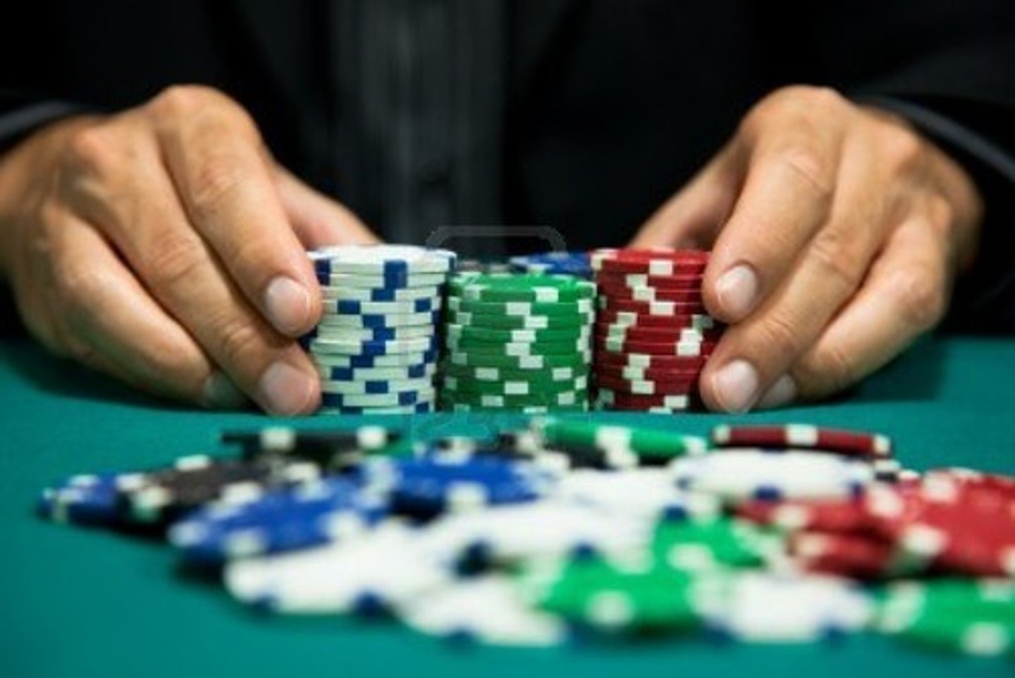 <p>to bet</p>