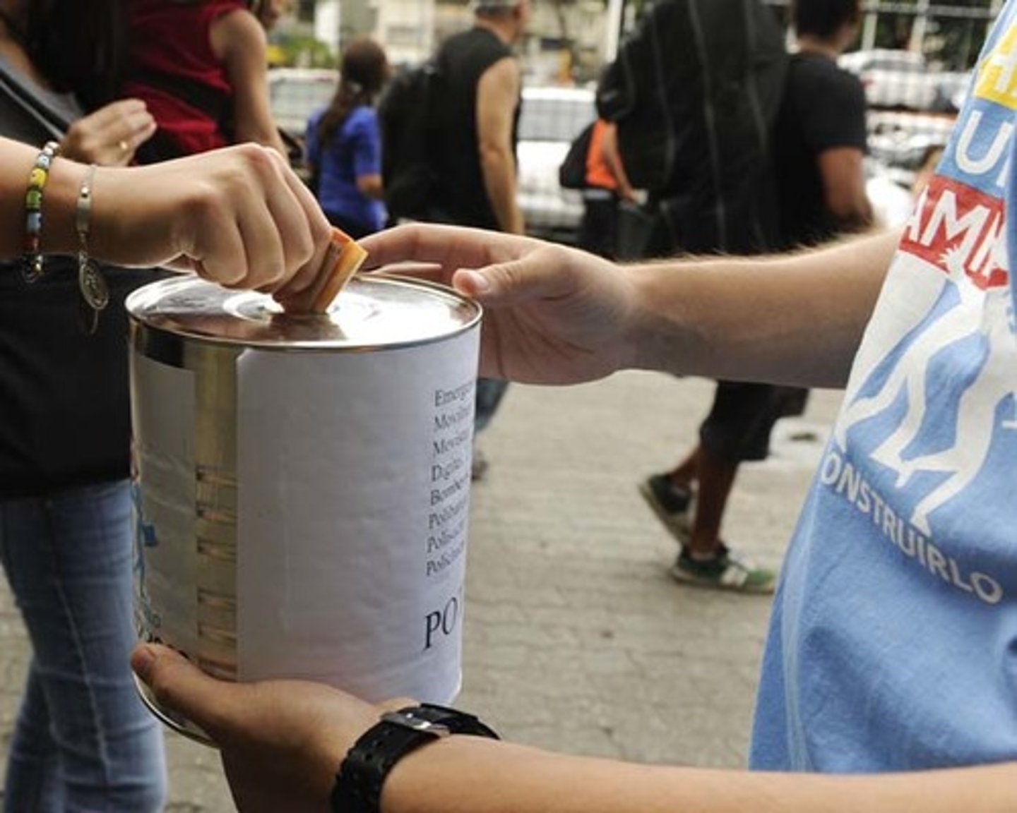 <p>to raise money</p>