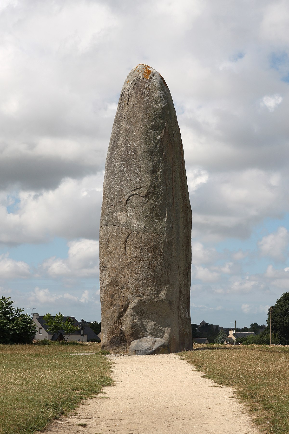 A prehistoric monument consisting of an upright megalith, usually standing alone but sometimes aligned with others.
