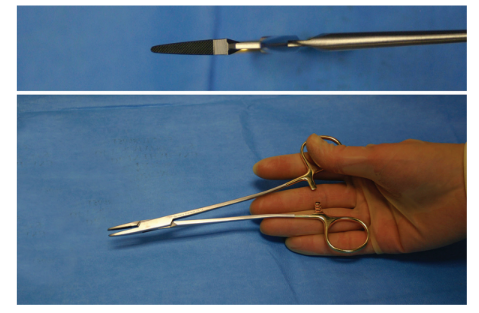 <p>Nickname: Sarot NH</p><p>Use: Holds fine, Cv suture needles</p><p>Features: Fine, tapered jaws with cross serrations, shank with minior, medial bend </p>