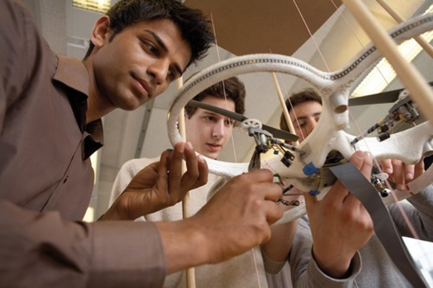 <p>an engineer</p>