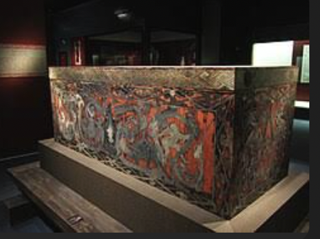 <p>Tomb of the Marquise of Dai</p>