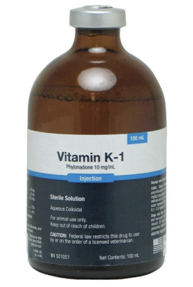 <p>-stop feeding contaminated hay/silage</p><p>-vitamin K1 (NOT K3 - is toxic to horses, less effective)</p><p>-whole blood or plasma transfusions as required</p>