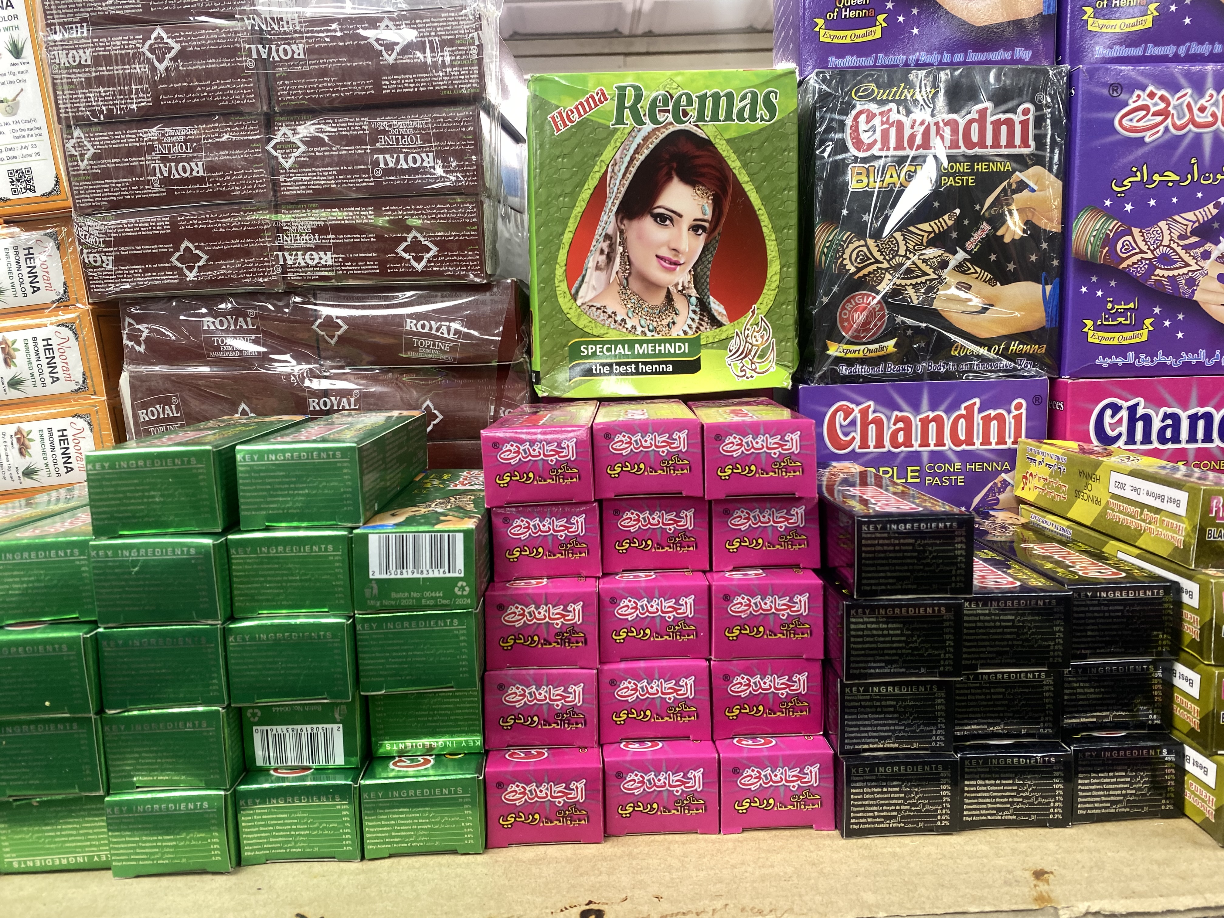 <p>1 for $4/3 for $10</p>