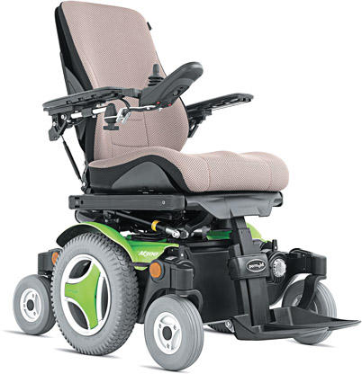 <p>the drive wheels are located near the center of the power wheelchair, allowing the user to seemingly turn on center, dramatically increasing indoor maneuverability.</p>