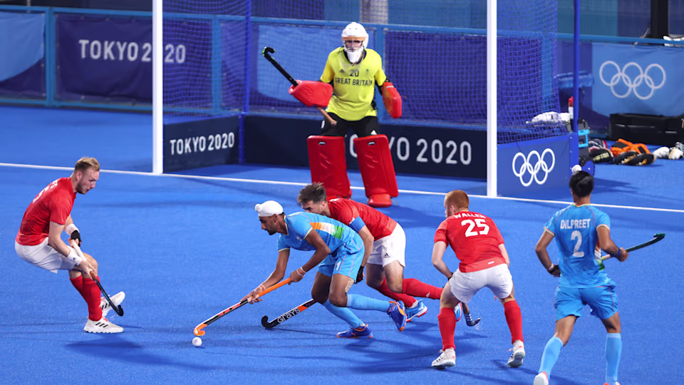 <p><strong>hockey</strong></p><p>n</p>