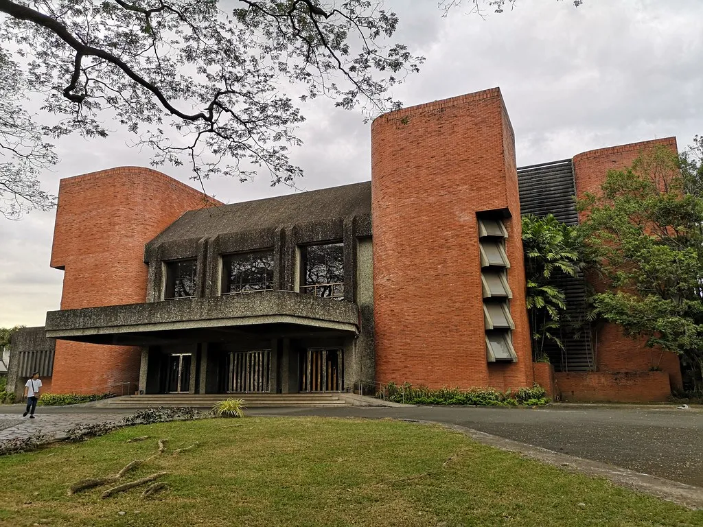 <p>Villamor Hall</p>