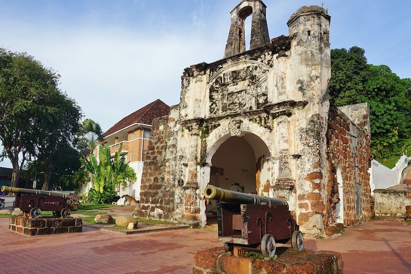 Def: Muslim port city that came to prominence on the waterway between Sumatra and Malaya
LO5: As people traded along the indian ocean network and passed throught the strait, they would have to pass through malacca so malacca grew because it was in control of trade. 